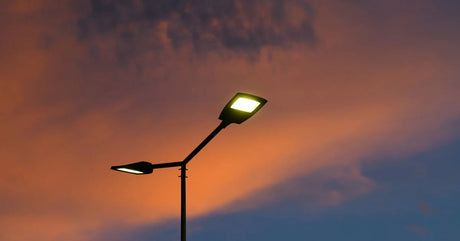 Comparison of high lumens, long lifespan, and waterproof rating of LED area lights