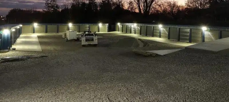 LED Wall Pack Lighting for Retail Stores & Shopping Centers