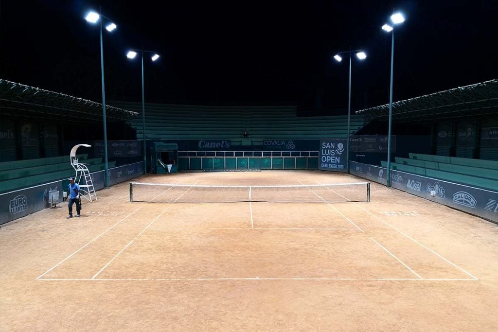 LED sports lights are a technological revolution that is reshaping global sports lighting standards.